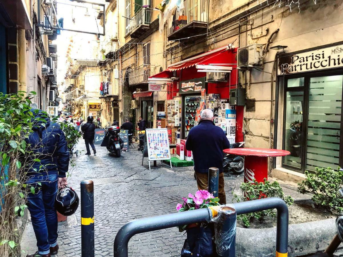 Casa G&G Pignasecca 2 Nel Cuore Di Napoli Exterior photo
